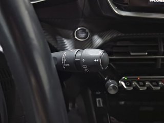Peugeot 208 GT HYBRID 100 eDCS6