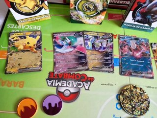 Set de Batalla Pokémon Academia de Combate