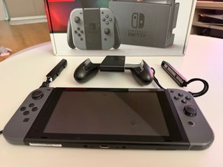 Nintendo Switch Gris/Negro Completo