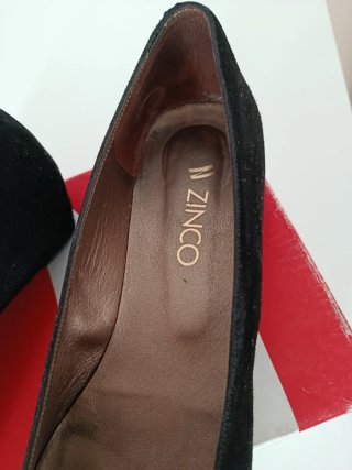 Zapatos planos Zinco negros con detalle dorado