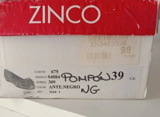 Zapatos planos Zinco negros con detalle dorado