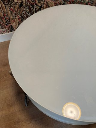 Mesa de centro redonda Ikea cristal con ruedas