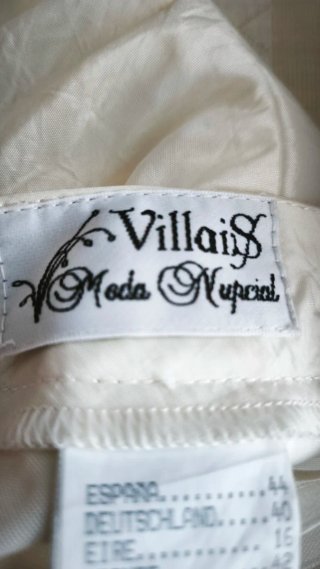 Vestido Novia + Chal/Velo + Sandalias