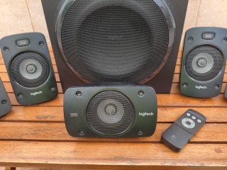 Logitech Z906 Sistema de Sonido 5.1 THX