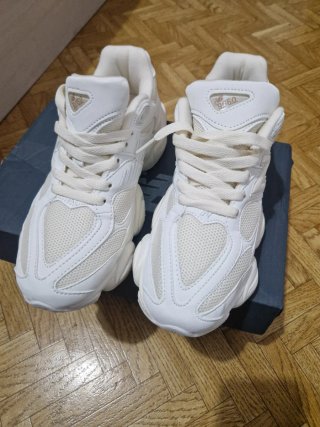 Zapatillas New Balance 9060