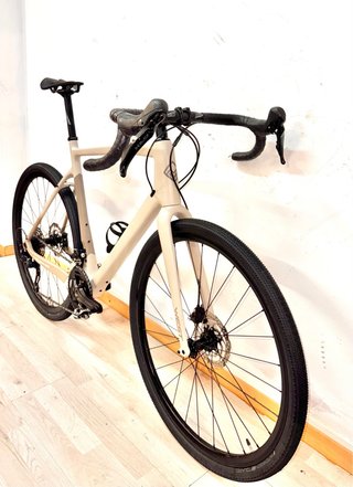 Bici Gravel Megamo West