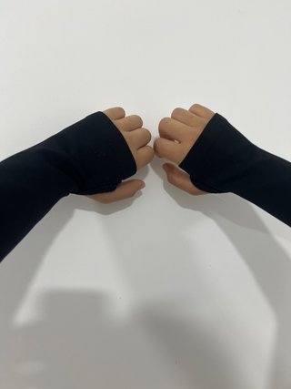 Top deportivo negro manga larga