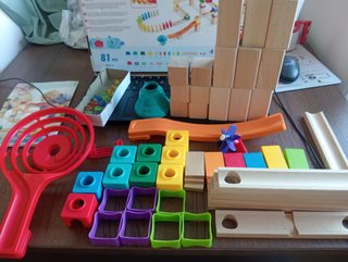 Pista de Canicas Hape Marble Run 81 Peças