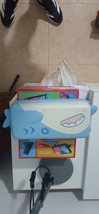 Nintendo Switch OLED Azul y Rojo
