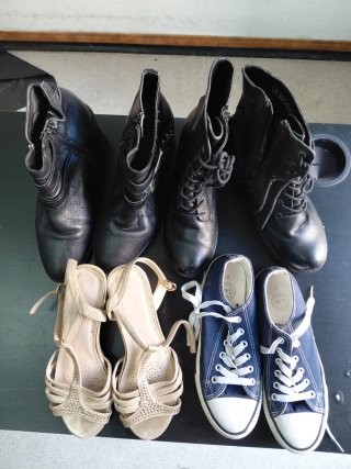 Lote Zapatos Tallas 37-41 (Negro/Dorado)