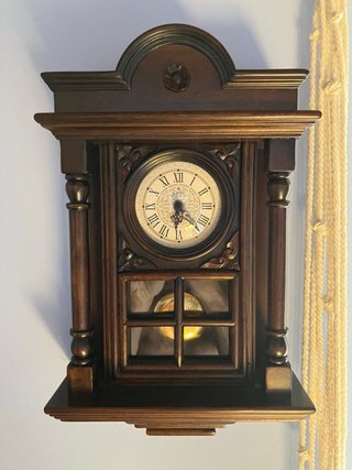 Reloj de Pared de Madera
