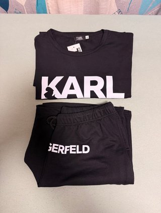 Conjunto Karl Lagerfeld Camiseta y Short