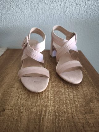 Sandalias Beige/Rosa Tacón