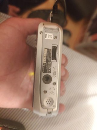 Câmera Sony Cyber-shot 7.2 MP Prata