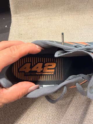 Zapatillas New Balance Fútbol Naranja Talla 42