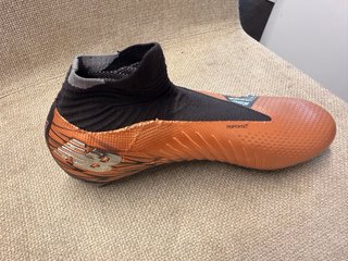 Zapatillas New Balance Fútbol Naranja Talla 42