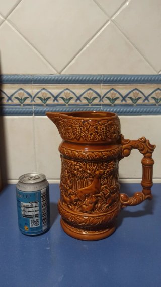 Jarra Cerámica Vintage Caza 1.5L