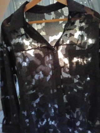 Camisa negra M translúcida manga larga
