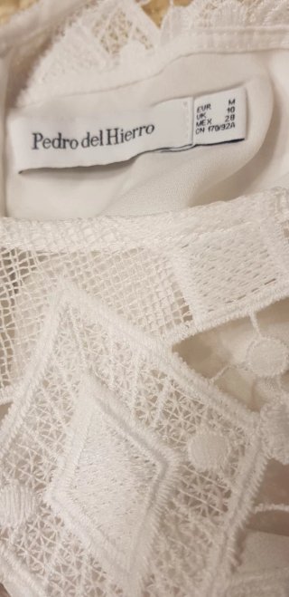 Vestido Pedro del Hierro blanco encaje