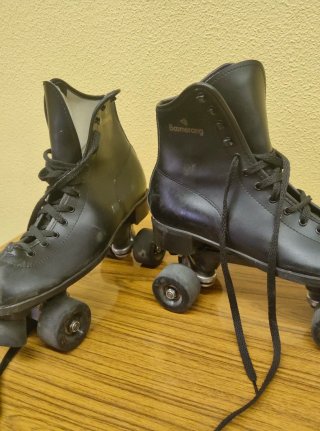 Patines Boomerang Negros