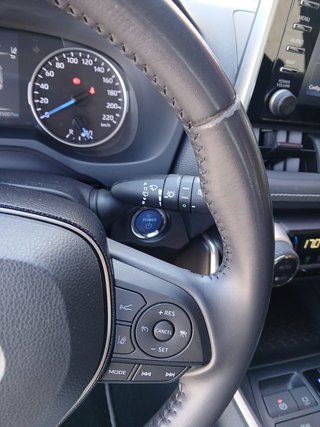 TOYOTA RAV-4 2.5 hybrid 4WD Business