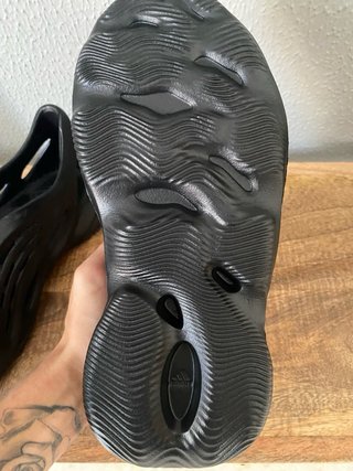 Adidas Yeezy Foam Runner Negro
