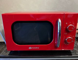 Microondas Rojo Mandine