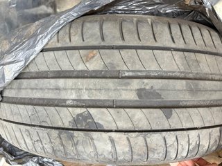 Juego de 4 Neumáticos Michelin Primacy 4 - 225/50