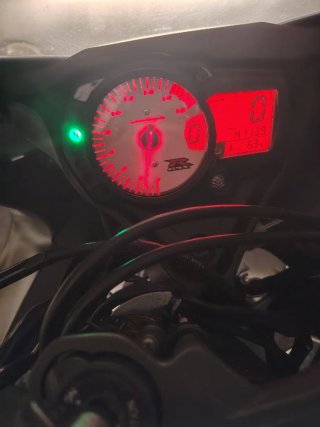 Suzuki GSXR 750 K6/K7