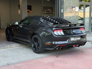 Ford Mustang 5.0 Ti-VCT V8 331KW Mustang GT (fast)