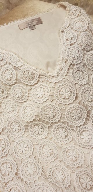 Vestido encaje beige Pedro del Hierro
