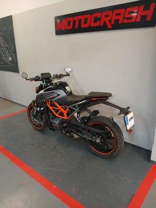 KTM Duke 125 2022