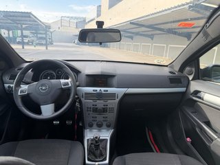 Opel Astra 2007