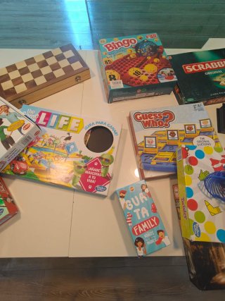 Lote de Juegos de Mesa Varios