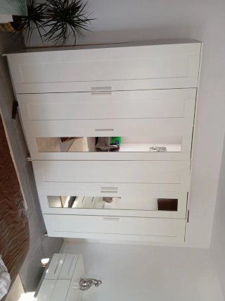 Montaje de muebles y reparaciones/ muntatge de mo