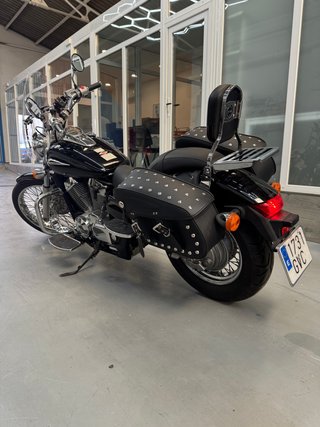 Honda Shadow 750 Negra