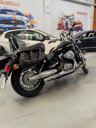 Honda Shadow 750 Negra
