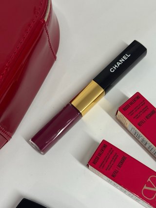 Neceser Dior Rojo + Maquillaje Chanel y Valentino