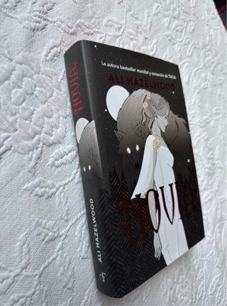 Libro Novia edición especial de Ali Hazelwood