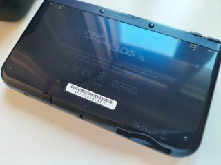 Nintendo 3DS XL + Funda + Micro SD 128GB