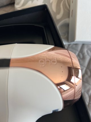 Secador GHD Helios Blanco y Dorado