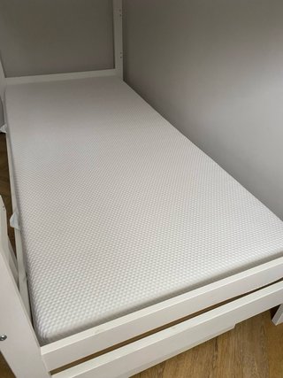 Litera madera blanca con colchones