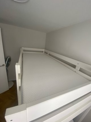 Litera madera blanca con colchones
