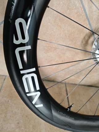 8LIEN AETHER 6 Ruote in Carbonio