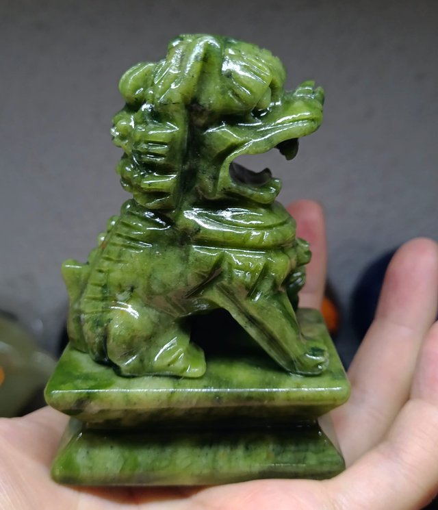 León de Jade Tallado
