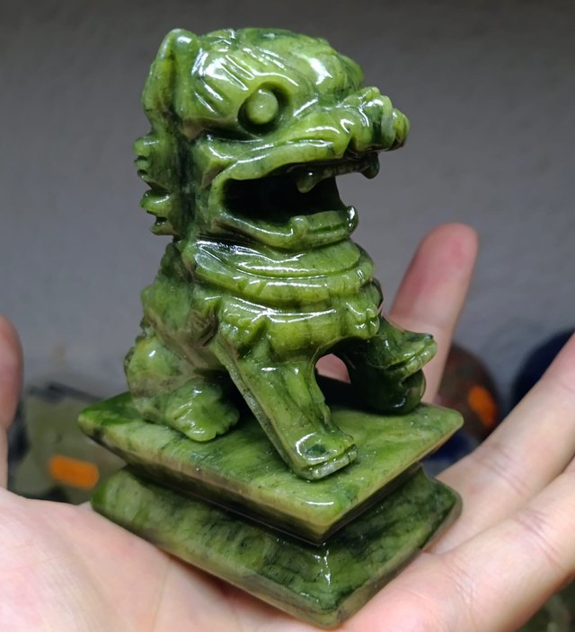 León de Jade Tallado