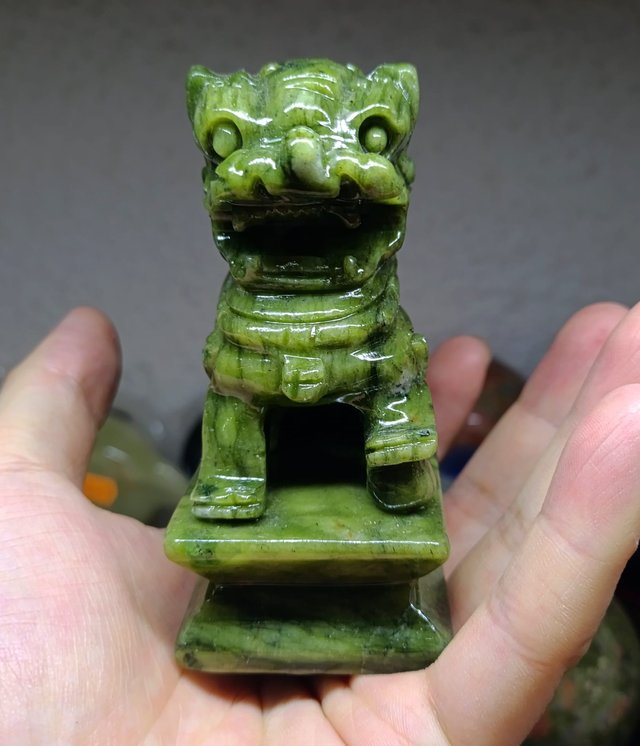León de Jade Tallado