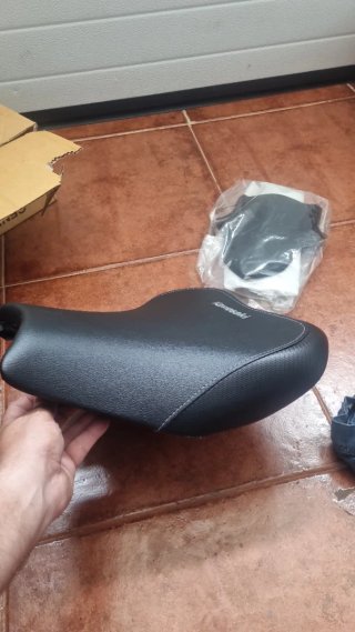 Asiento Ergo Kawasaki Z900 Negro