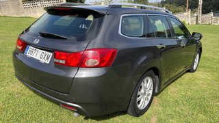 Honda Accord 150cv muy cuidado con libro mantenimi