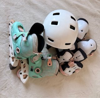 Patines infantiles Oxelo Talla 28-30 + Casco y Pro